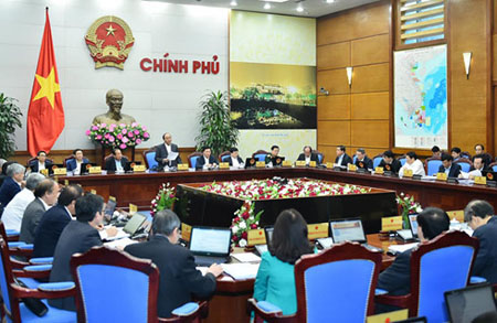 Thủ tướng Nguyễn Xuân Phúc phát biểu tại phiên họp Chính phủ thường kỳ tháng 3.